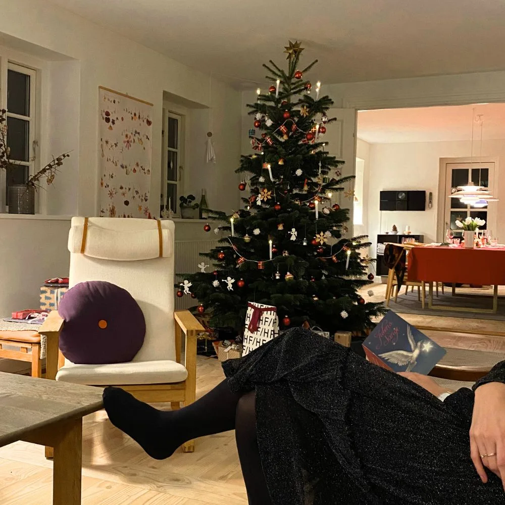 Pyntet juletræ fra TreeTime